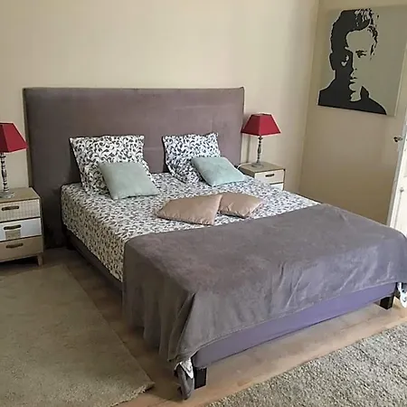 Bed and Breakfast Un Jardin En 4*